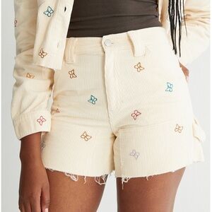 PacSun Women’s Embroidered Butterfly Corduroy Cutoff Shorts Size 25 High Waist